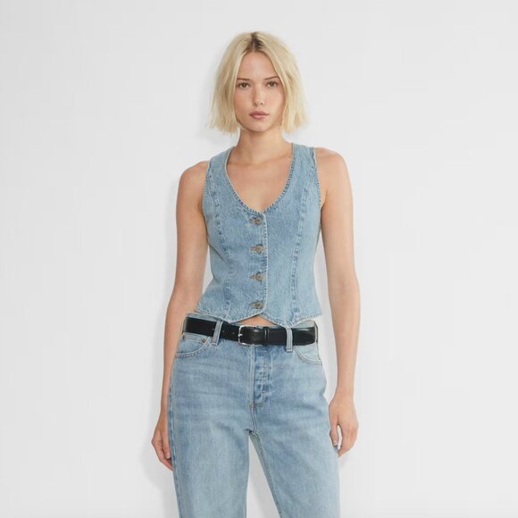 Denim Forum Tops - (NEVER WORN) Denim Forum the '90s mia denim vest Denim button-up vest